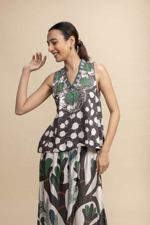 TOPS Senhur Leaf Tunic Top (Champagne Grey)