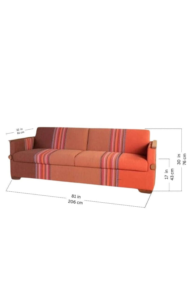 SOFAS Sikaar Sofa