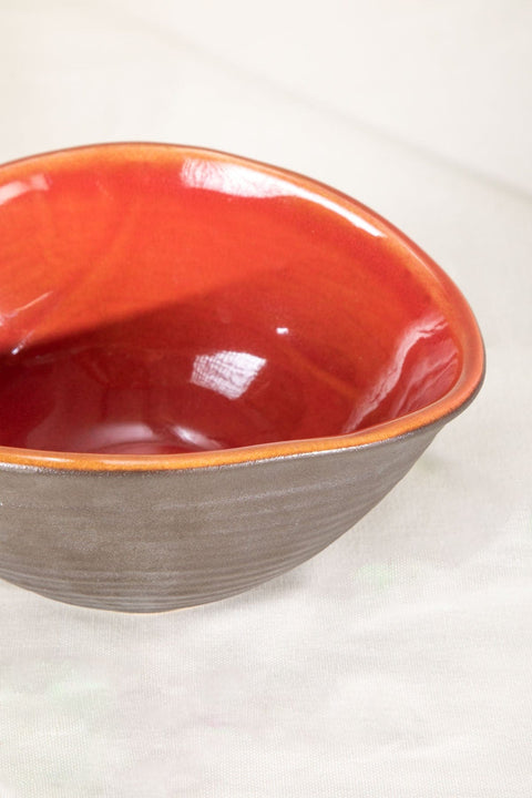 SERVING BOWLS Solaire Ceramic Medium Serving Bowl