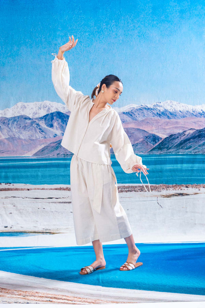 BOTTOMS Solid Sashay Culotte (Ecru)