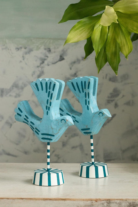 FIGURINES Song Bird Wood Animal Figurine