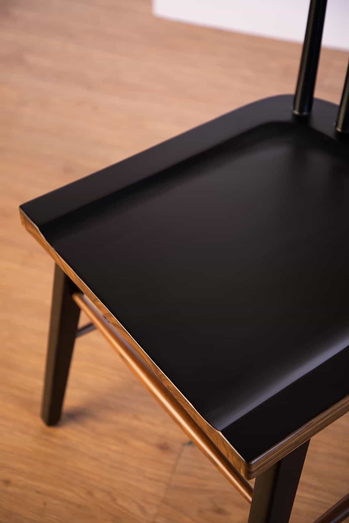 DINING CHAIRS Spindle Teak Wood Chair (Black And Natural)