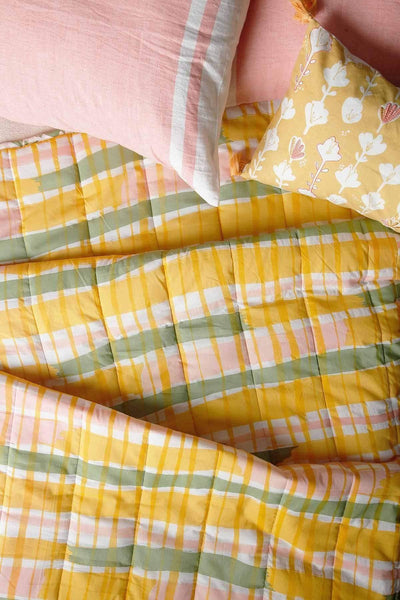 PRINT & PATTERN QUILTS Summer Squares Single Quilt (Yellow And Sage)