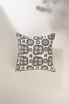 Tamara Black And White Cushion Cover (46 X 46 Cm)