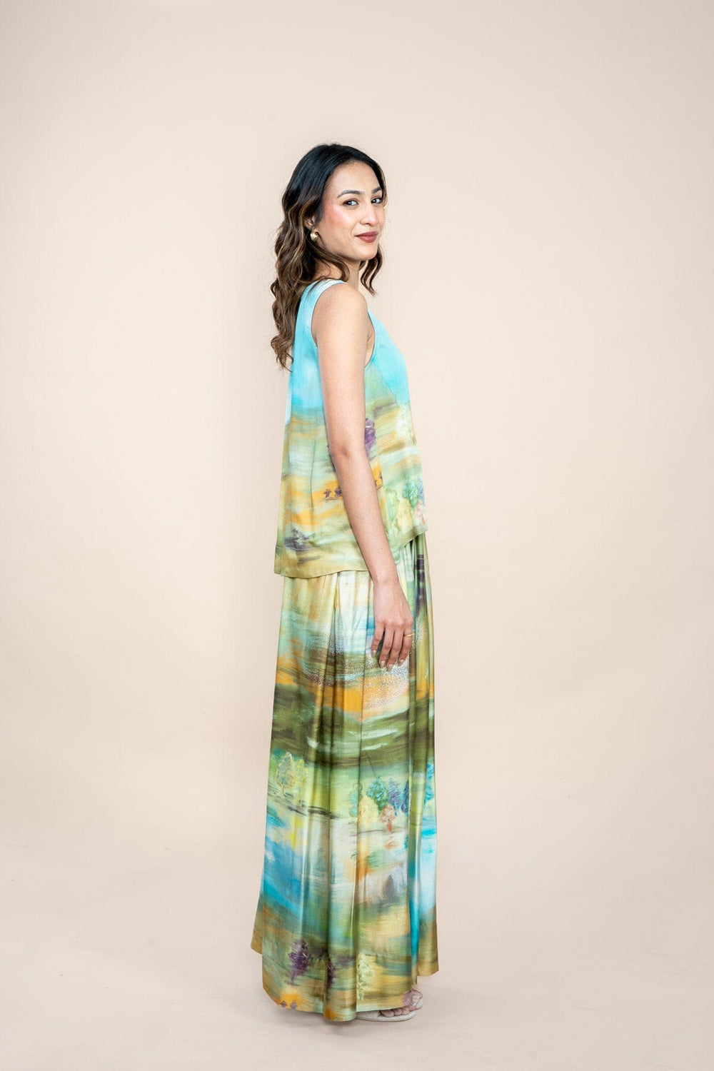 BOTTOMS Terai Grassland Midi Skirt (Field Green)