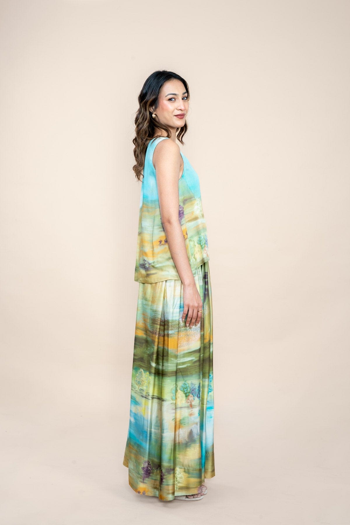 BOTTOMS Terai Grassland Midi Skirt (Field Green)