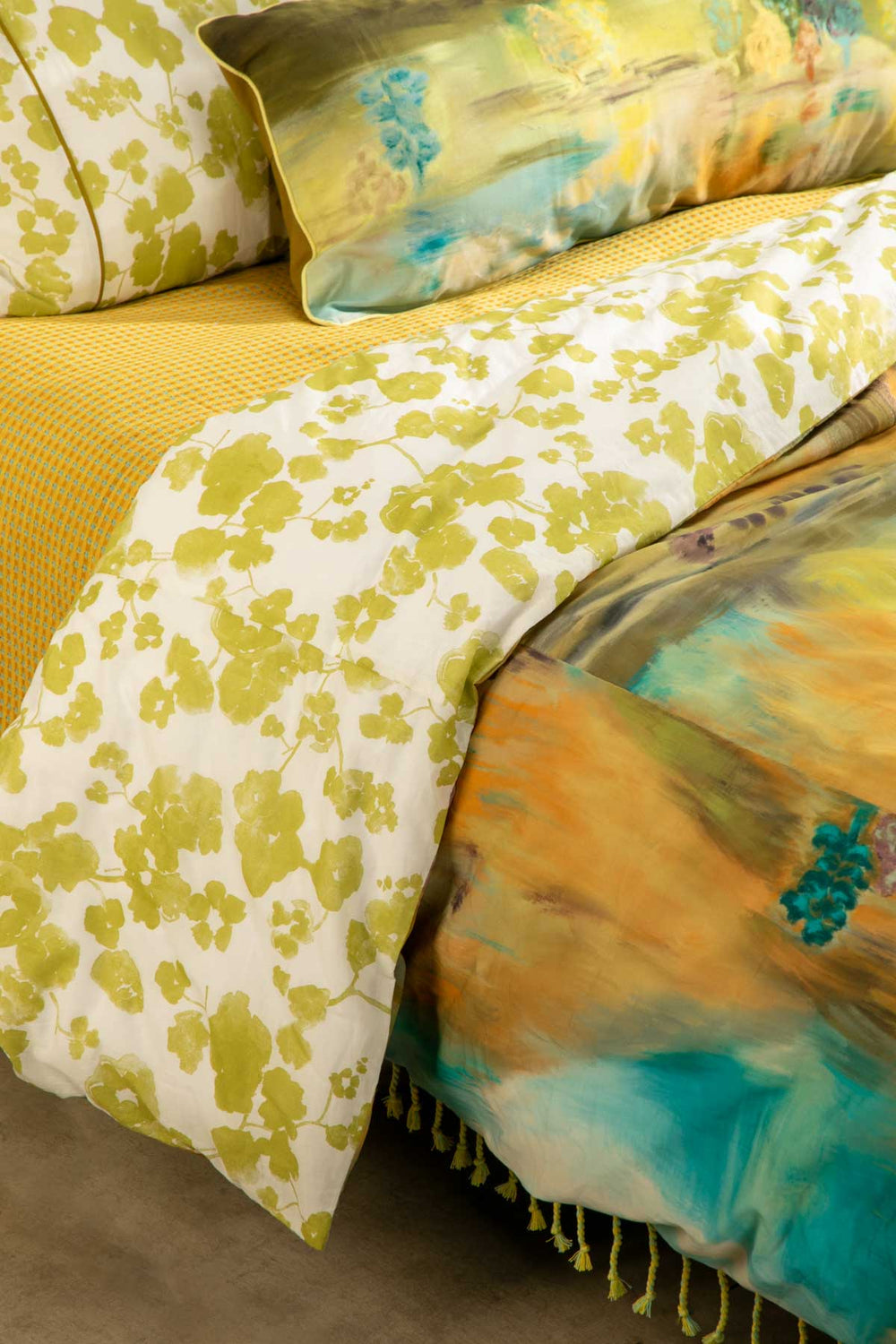 DUVET COVERS Terai Field Green Duvet Cover