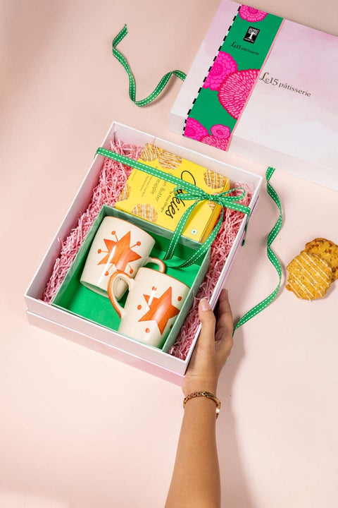 GIFT SETS Toddy Palm Coffee Mugs with Le15 Cookies Gift Set