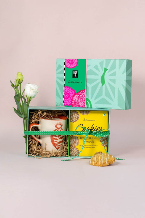 GIFT SETS Toddy Palm Single Coffee Mug and Le 15 Cookies (150 Gm) Gift Set