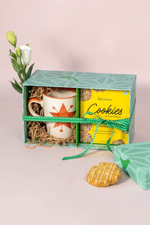 GIFT SETS Toddy Star Single Coffee Mug and Le 15 Cookies (150 Gm) Gift Set