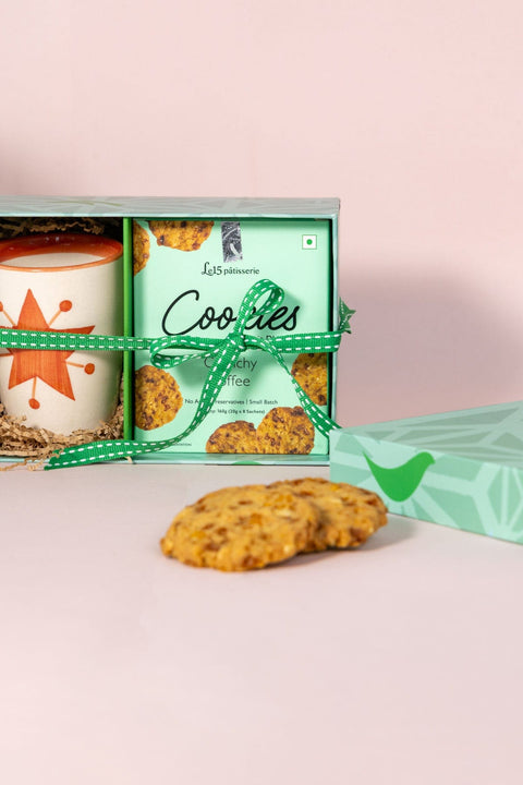 GIFT SETS Toddy Star Single Coffee Mug and Le 15 Cookies (150 Gm) Gift Set