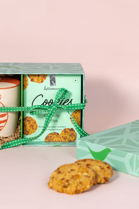 GIFT SETS Toddy Star Single Coffee Mug and Le 15 Cookies (150 Gm) Gift Set