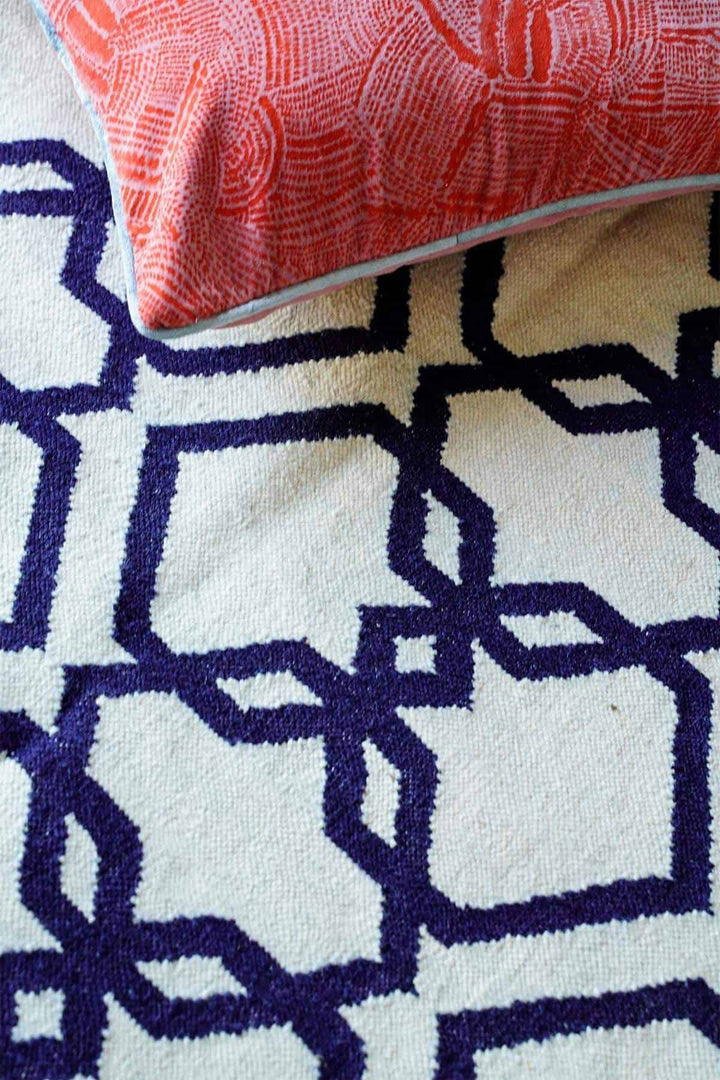 WOVEN & TEXTURED RUGS Trellis Woven Rug (Black And White)