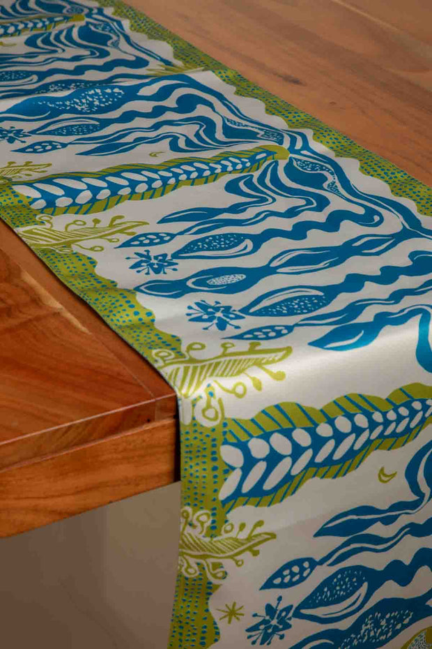 TABLE RUNNERS Twin Tree Aqua Blue Table Runner