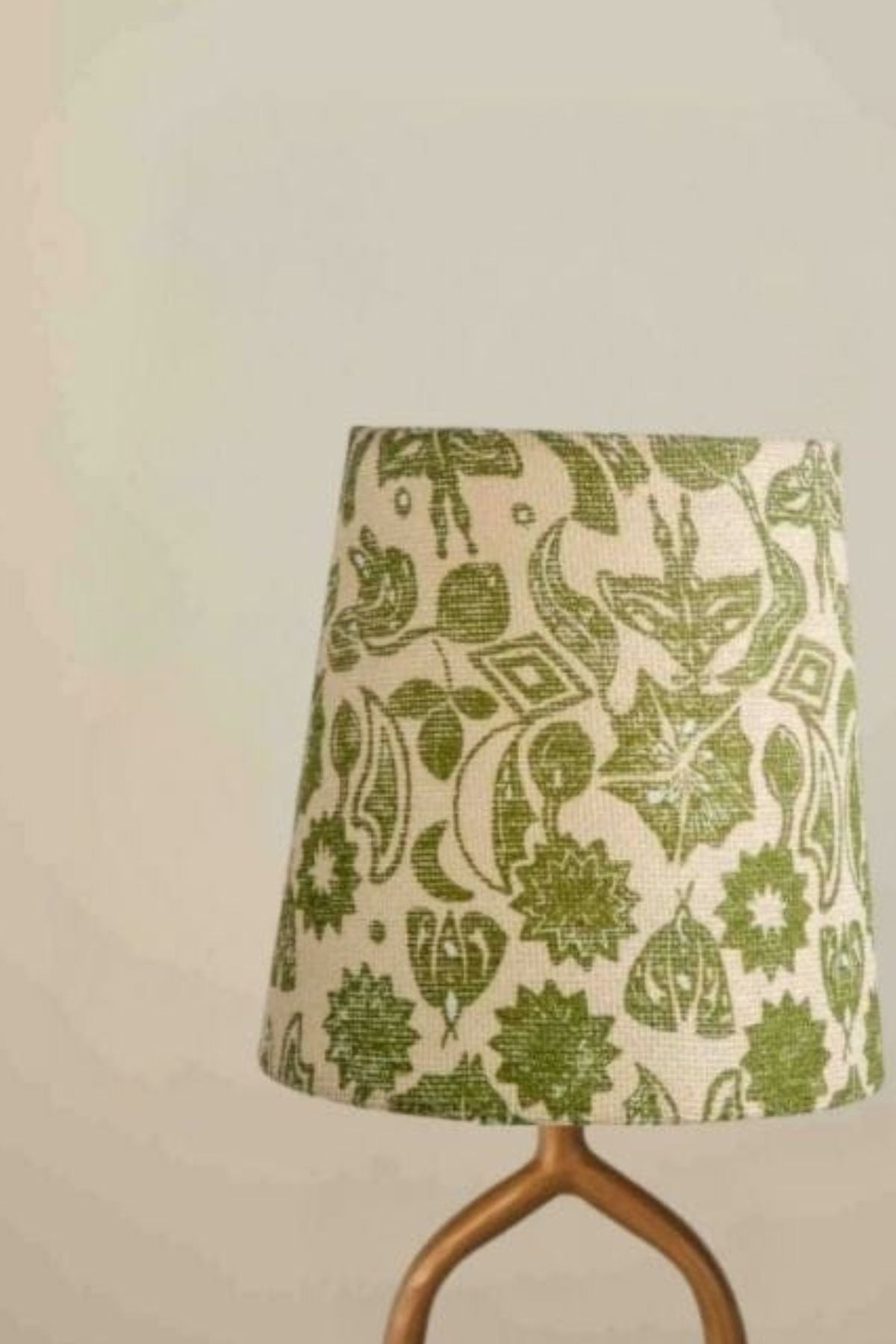 Creatures Of The Night Tiny Taper Lampshade (Leaf Green)
