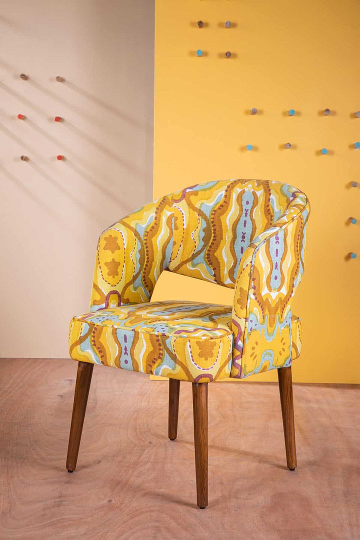 ARMCHAIRS & ACCENTS Wave Accent Chair