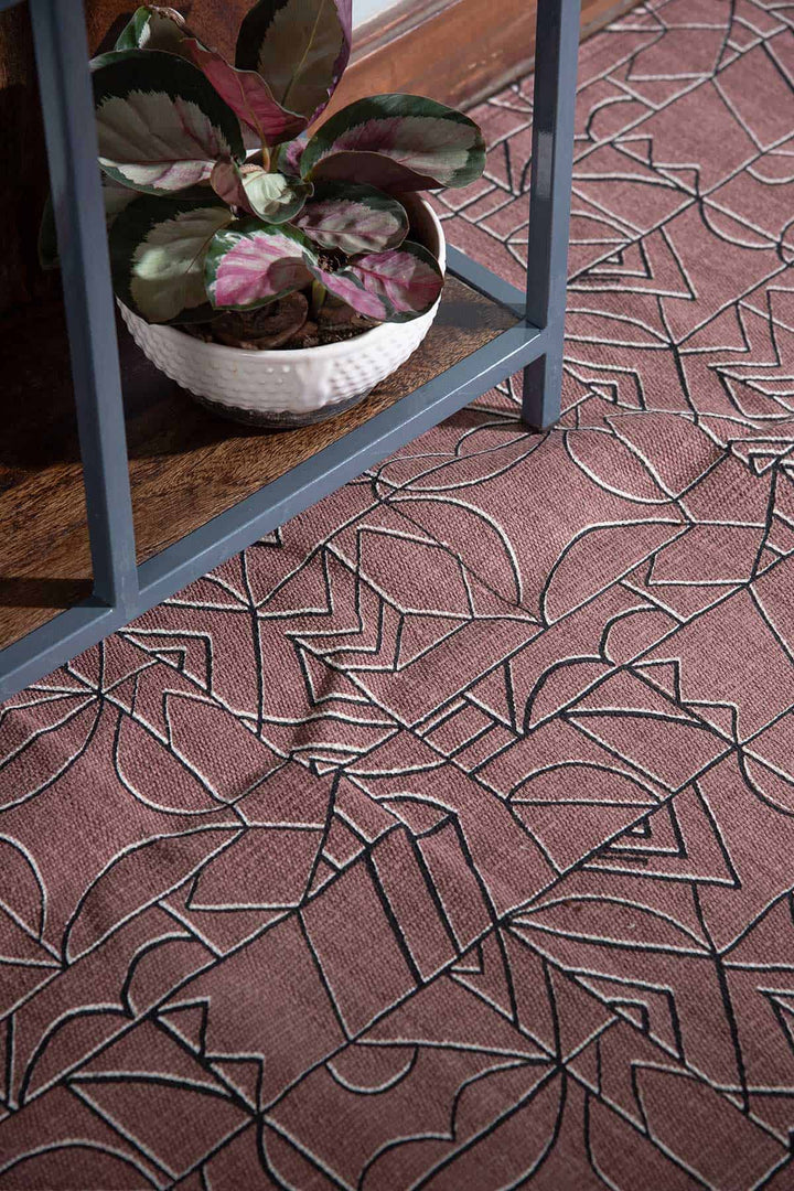 PRINT & PATTERN RUGS Wireframe Printed Rug (Salmon Pink)