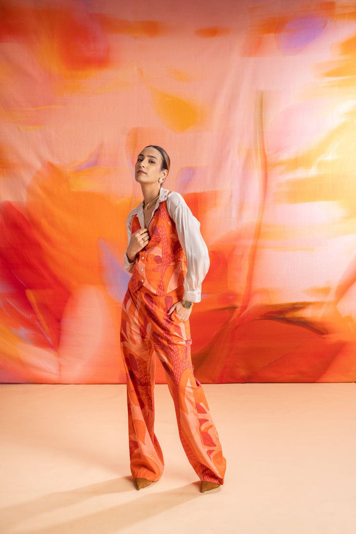 BOTTOMS Wonderland Flared Pants (Chilly Orange)