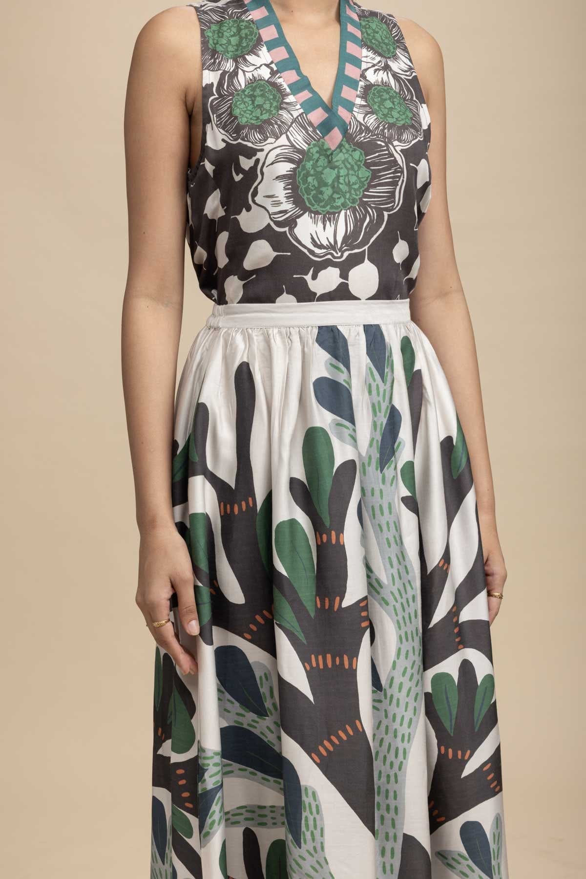 BOTTOMS Wonderland Midi Skirt (Champagne Grey)