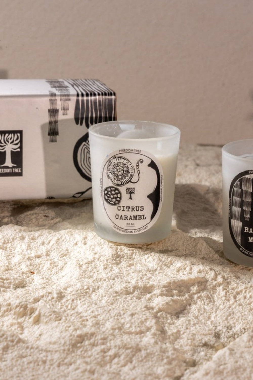 SCENTED CANDLES Citrus Caramel & Bamboo Musk Scented Candle (60 ML)