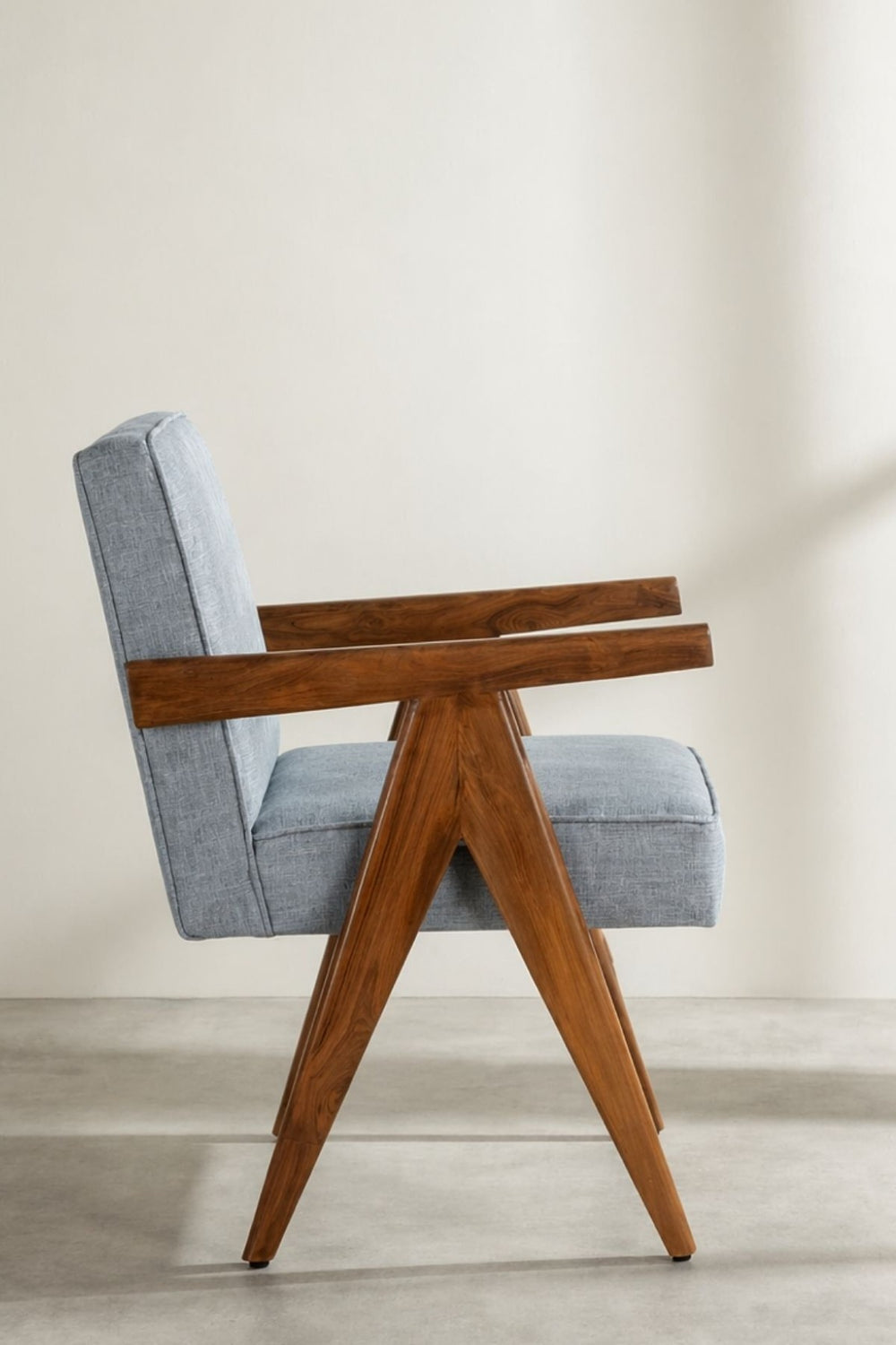 Upholstered Bundle Civic Accent Chair in Raffia Misty Grey Fabric