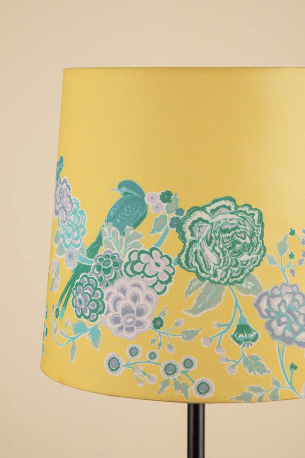DAMASK BIRDS TAPER MEDIUM BUTTER Y