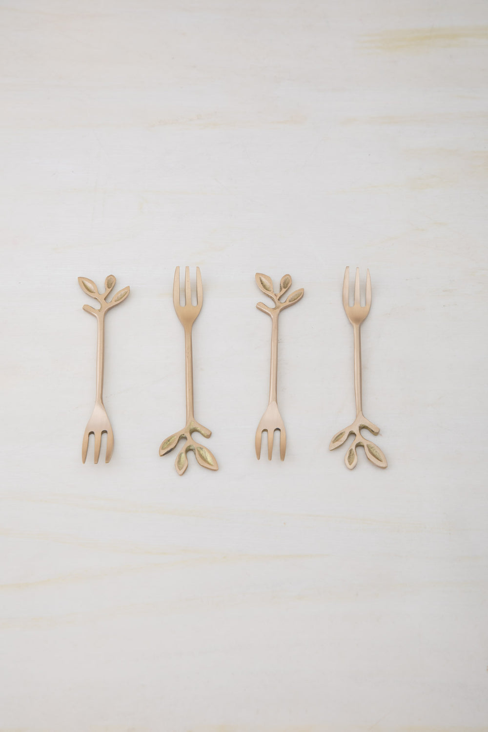 PERSONAL CUTLERY SET Damask Leaves Dessert Forks (Set of 4)
