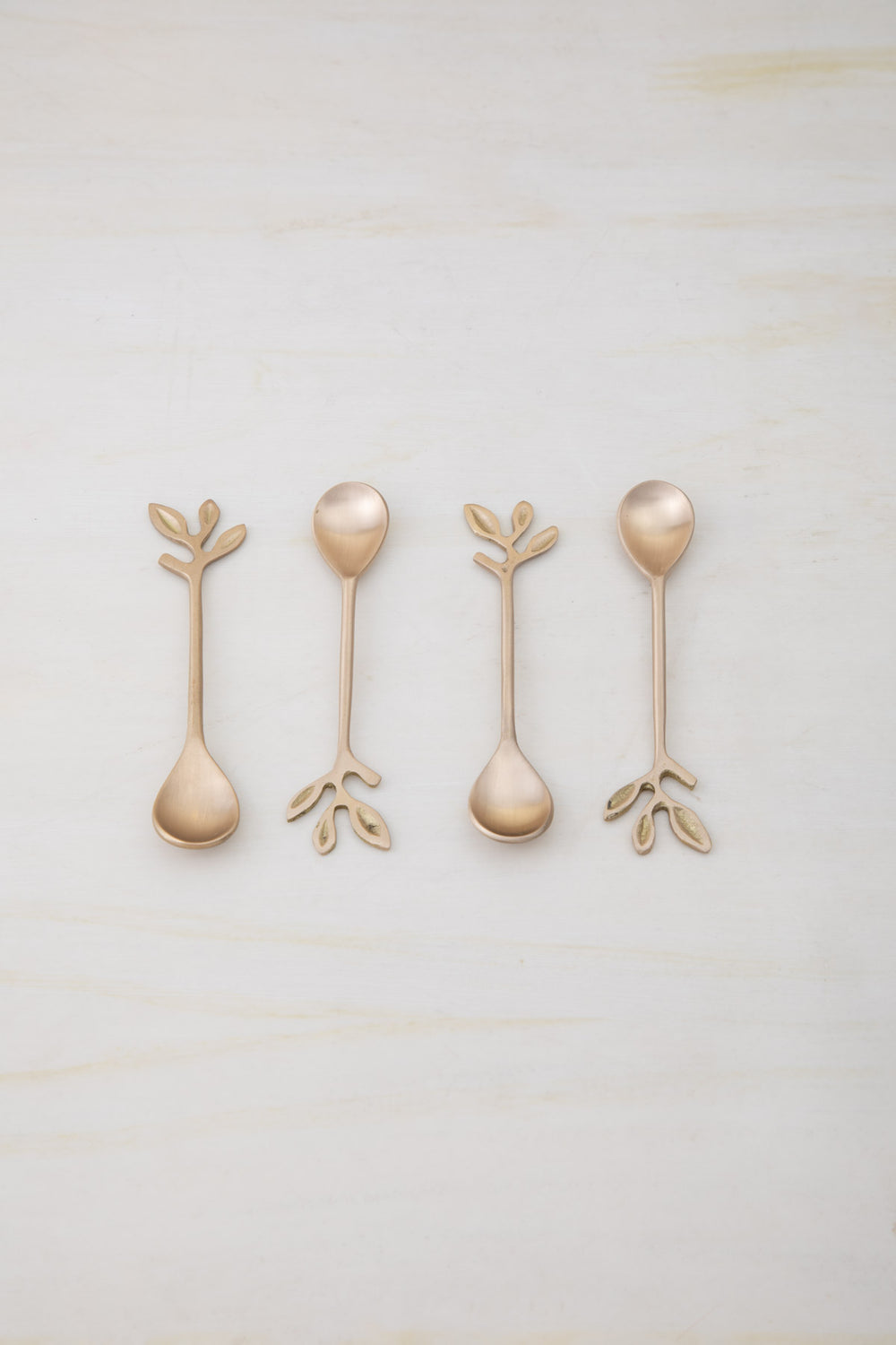PERSONAL CUTLERY SET Damask Leaves Dessert Spoons (Set of 4)