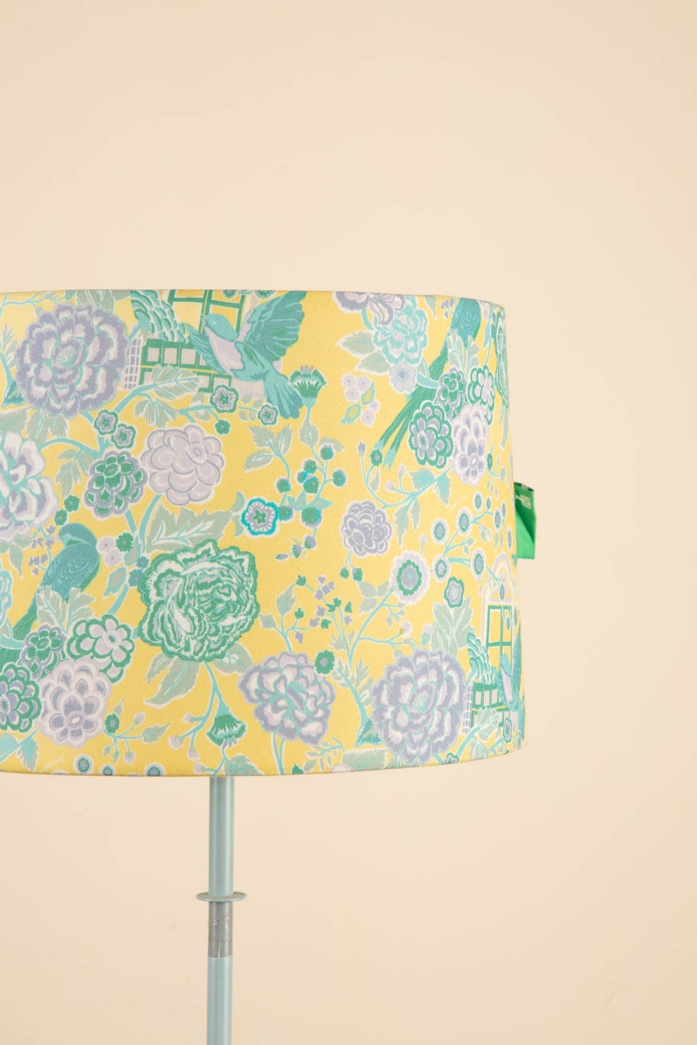 DAMASK ROSE TAPERED MEDIUM DRUM BUTTER Y