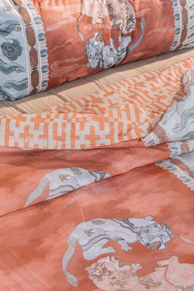 DANCE OF THE YALIS PRINT & PATTERN DUVET COVER RUST