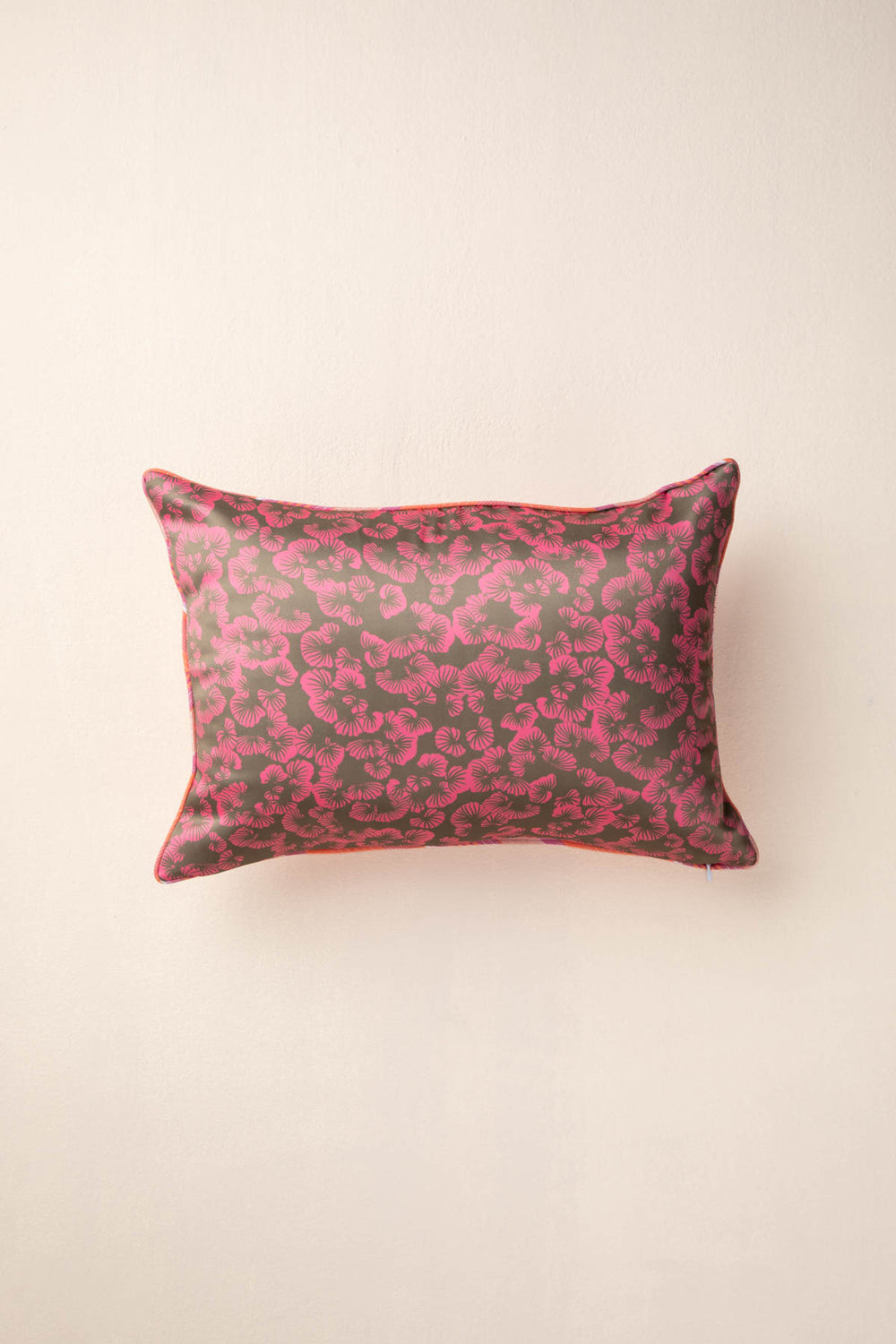 PRINT & PATTERN CUSHIONS Dancing Moths Apricot Rose Cushion Cover (36 X 51 Cm)