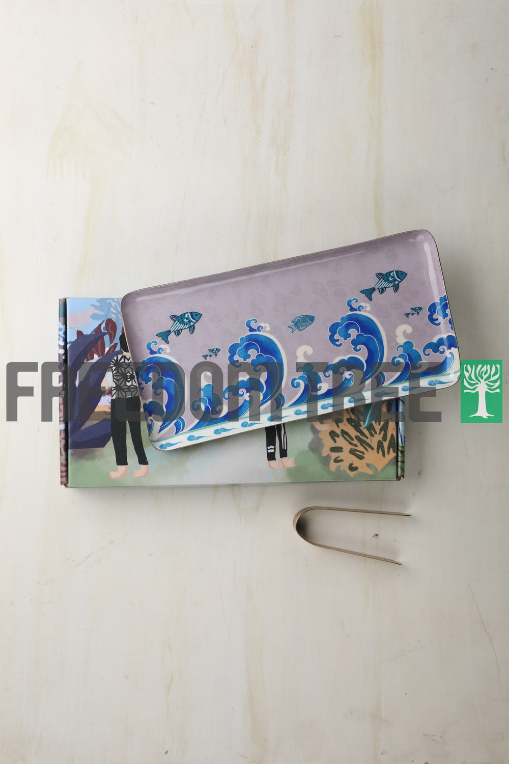 TRAYS Flying Fish Serving Tray