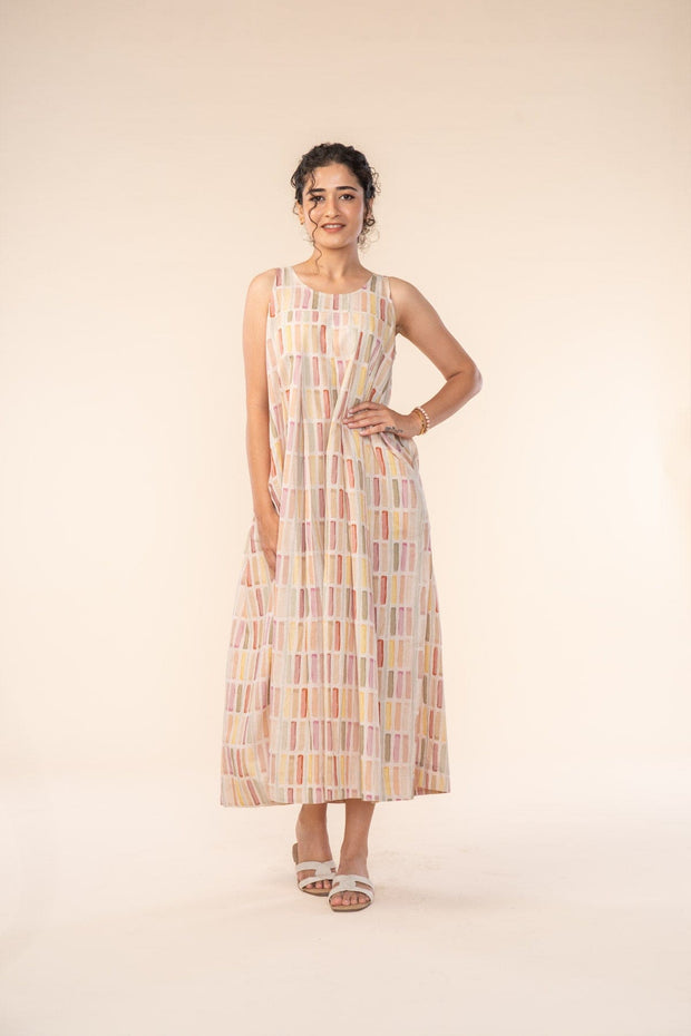 GEO BLOCKS PLEATED MAXI SAND LINES