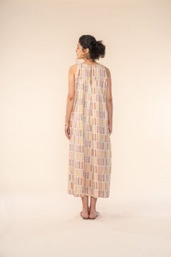 GEO BLOCKS PLEATED MAXI SAND LINES