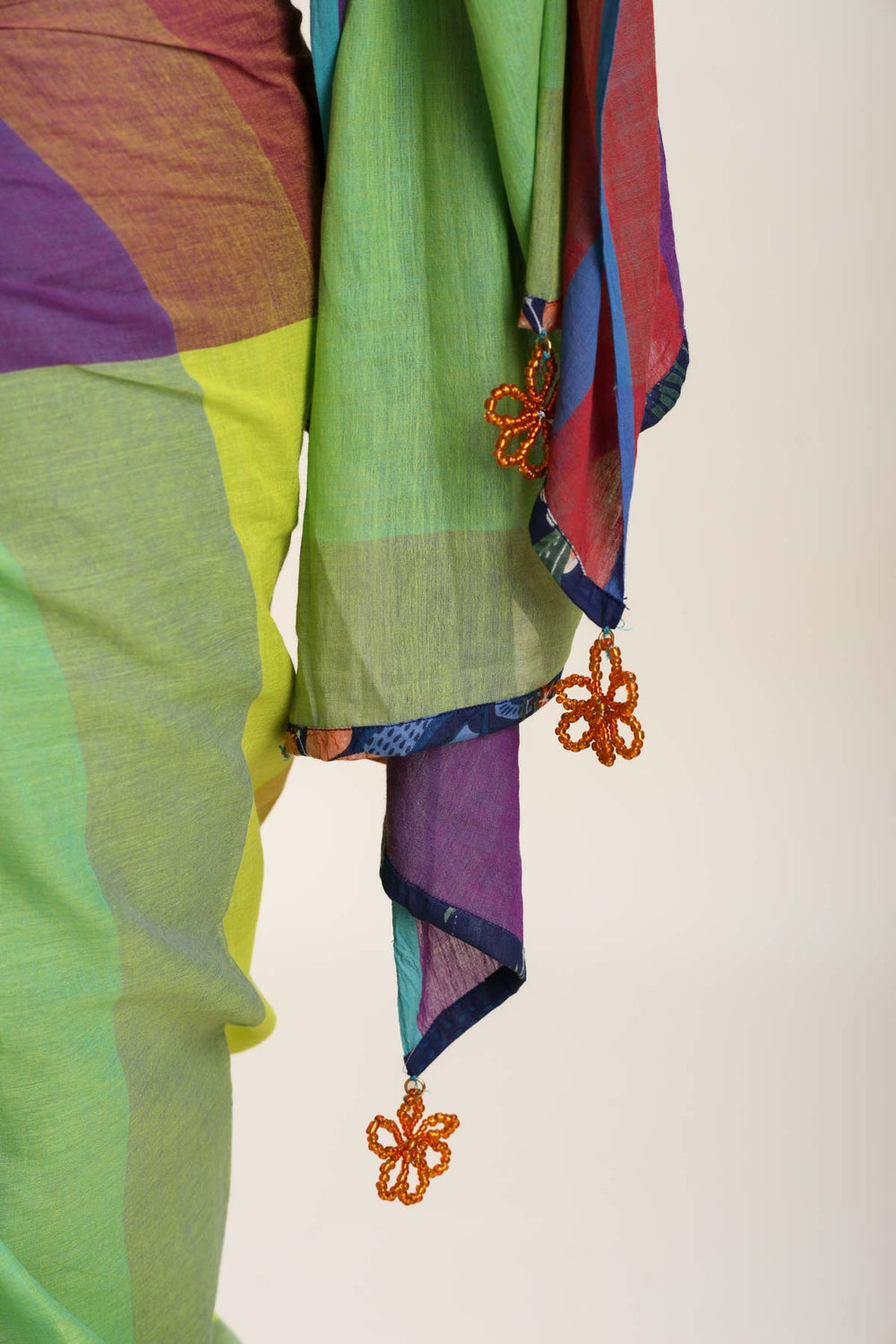 SAREES & DRAPES Javitri Handloom Saree (Spice Reds)