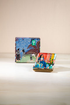 SNACK PLATES Lady By The Sea Snack Plate (Set of 4)