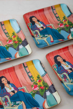 SNACK PLATES Lady By The Sea Snack Plate (Set of 4)