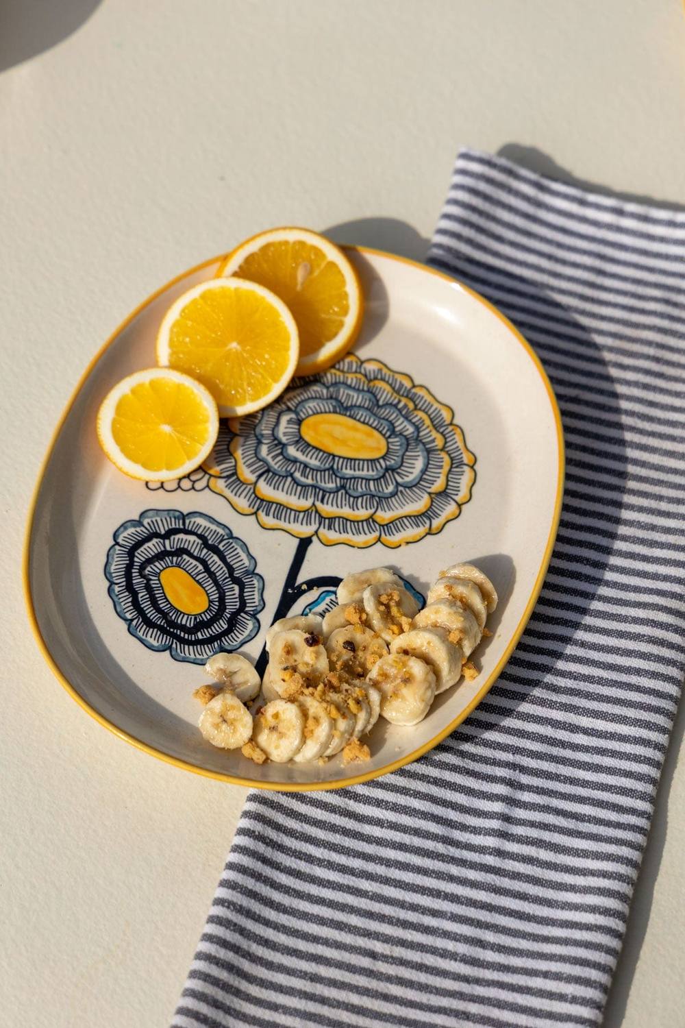 SERVING PLATTERS Tulukka Mustard Yellow Oval Platter
