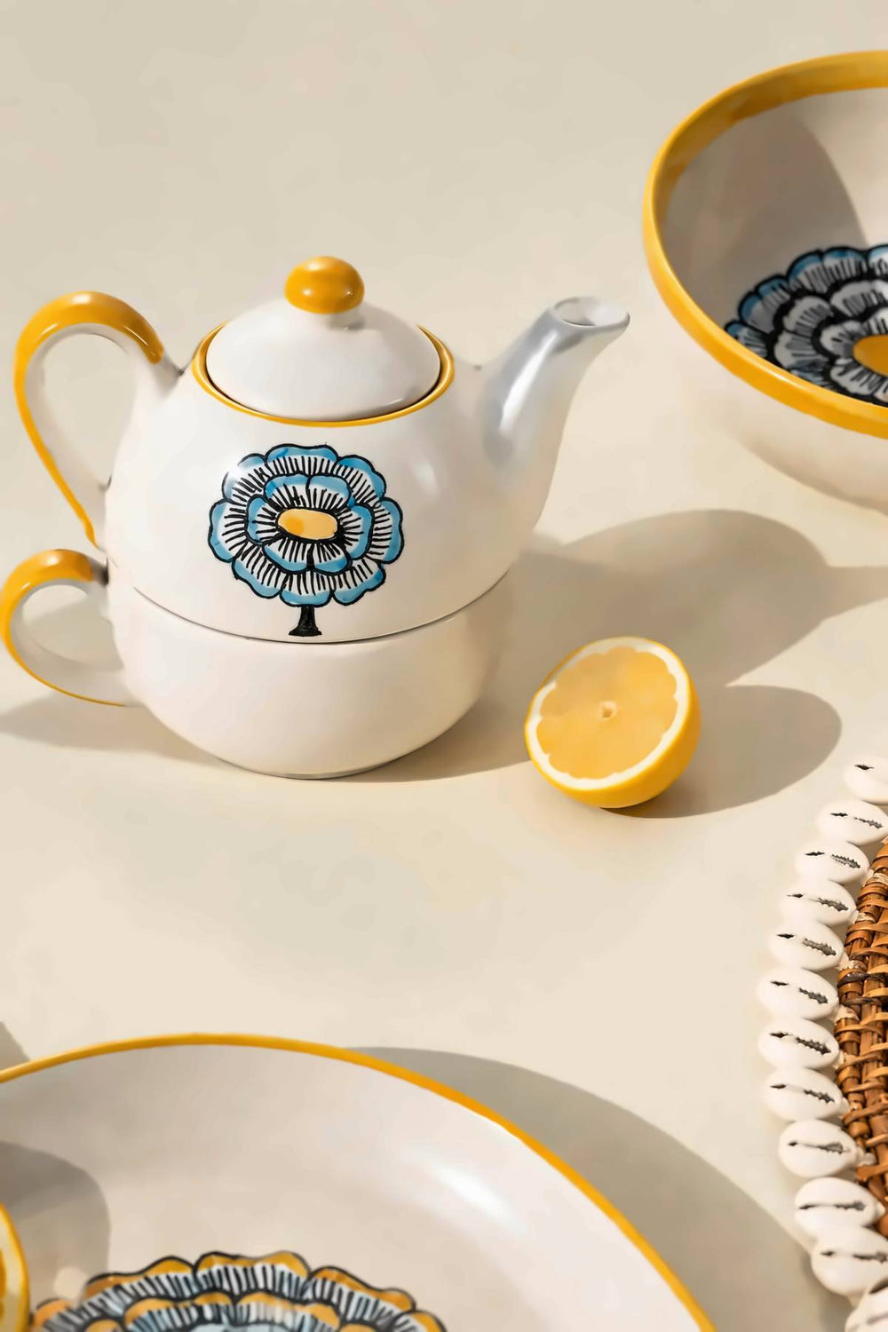 TEA TIME Tulukka Mustard Yellow Tea Pot