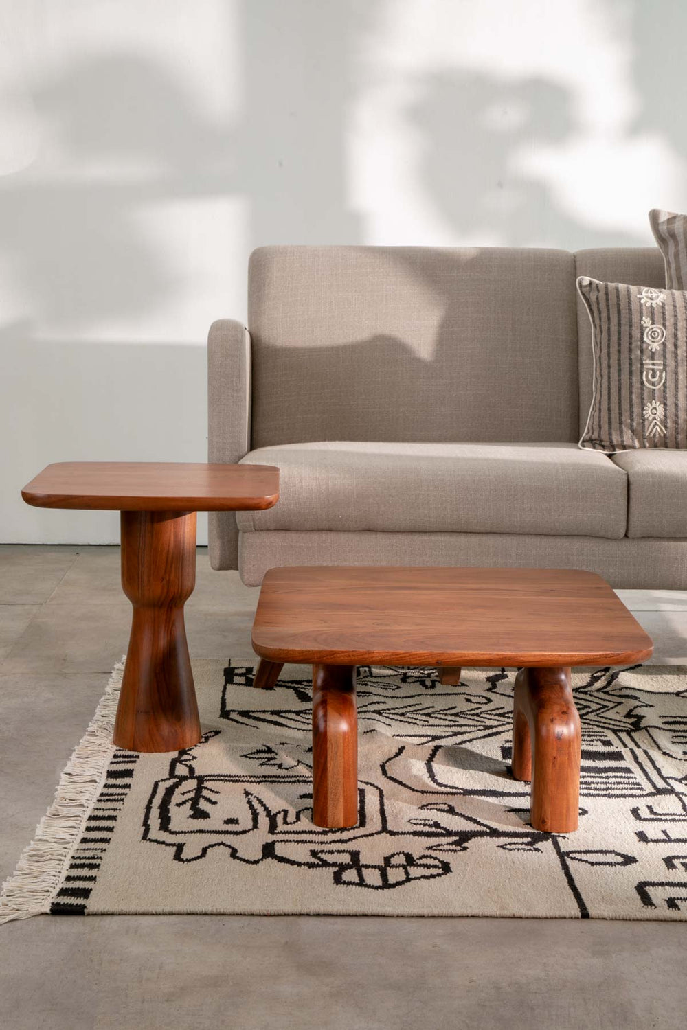 COFFEE TABLES Senhur Acacia Wood Nested Coffee Table Set