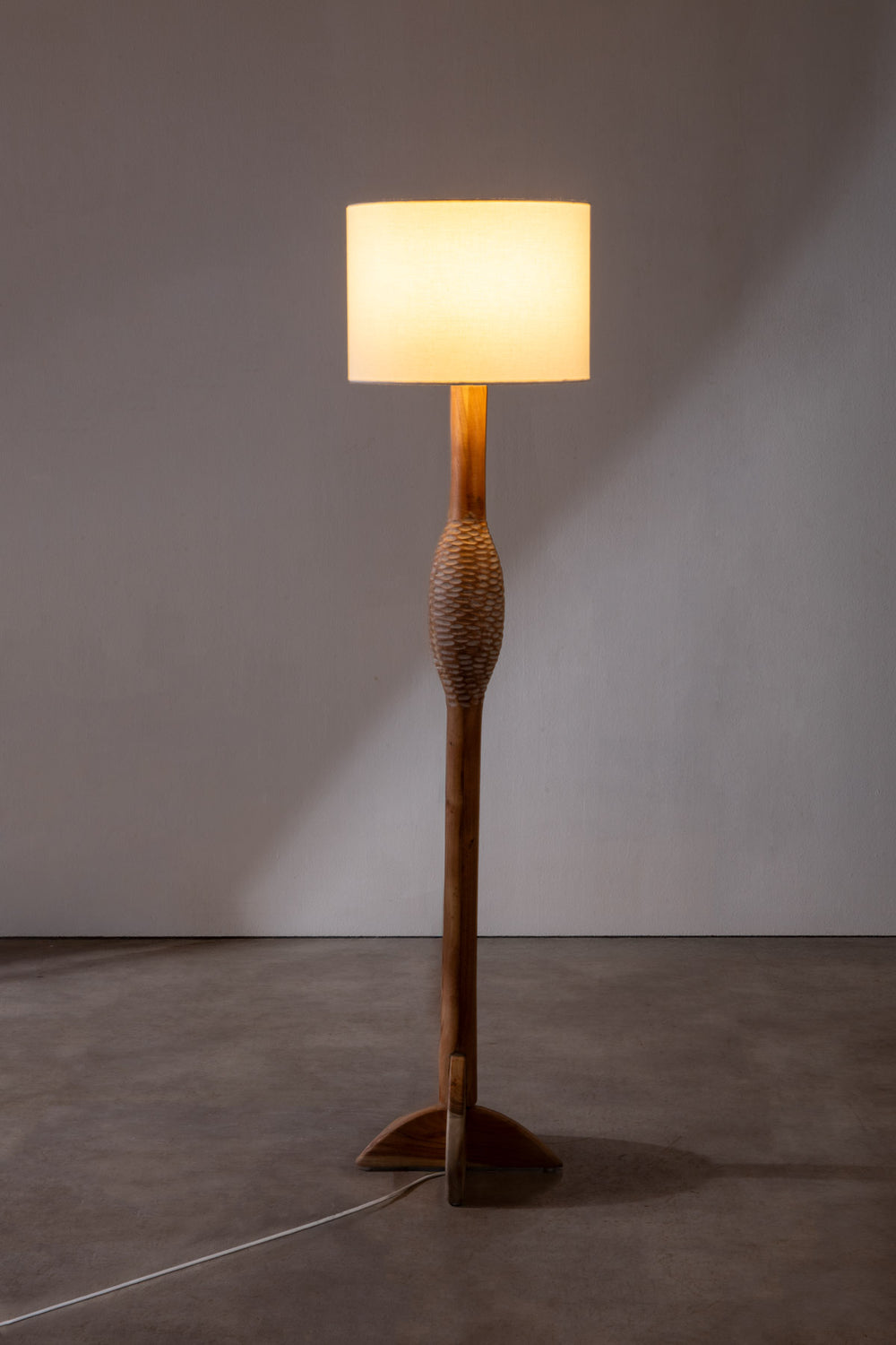 FLOOR LAMPS Orbit Floor Lamp (Natural)