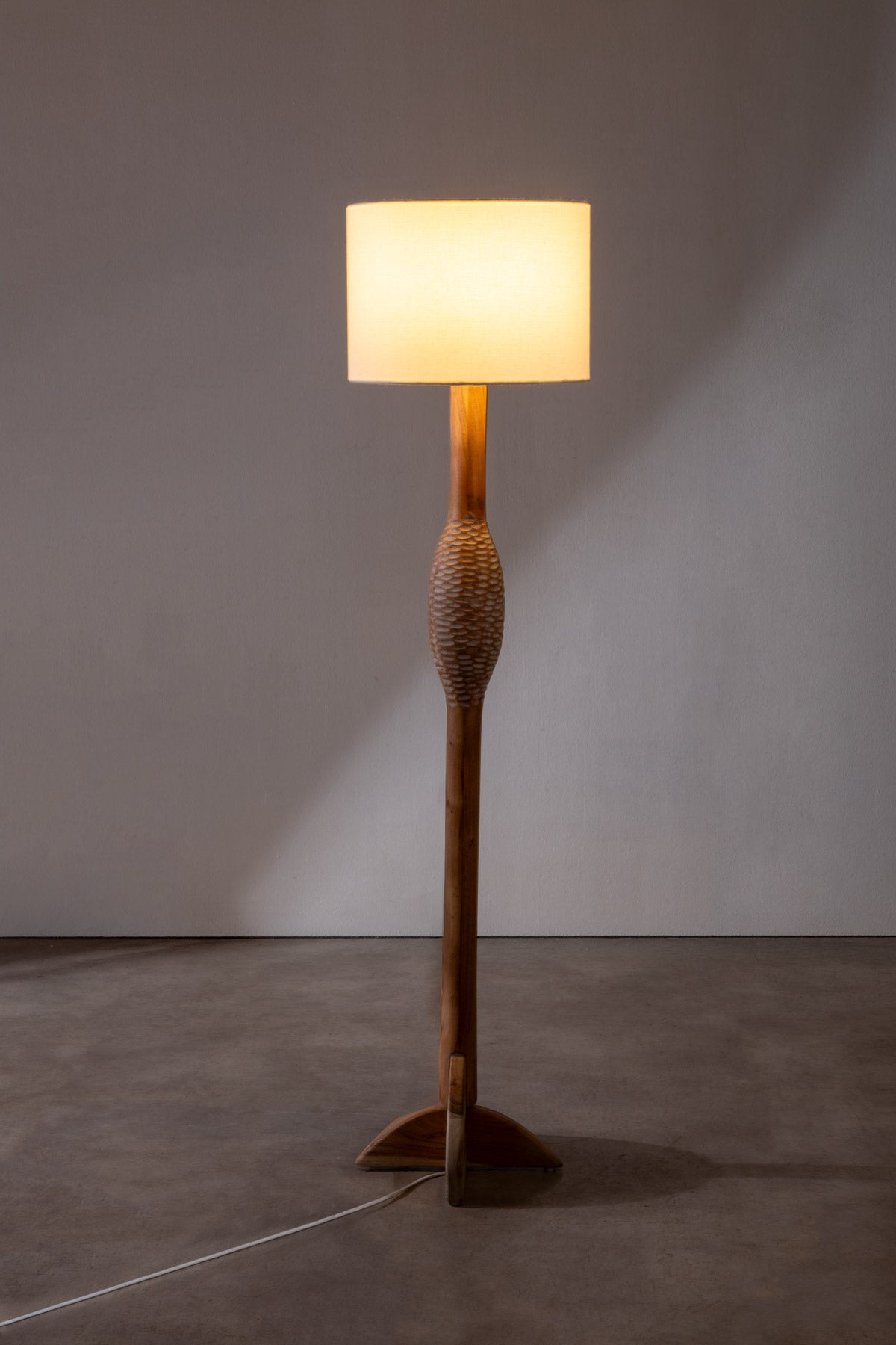 FLOOR LAMPS Orbit Floor Lamp (Natural)