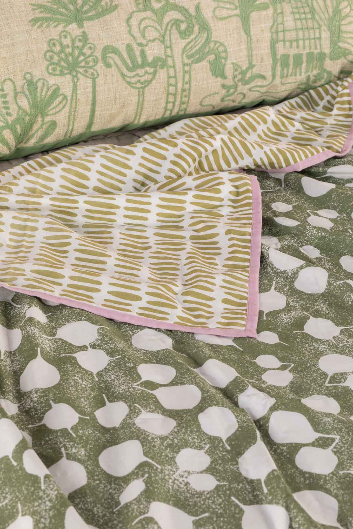 SENHUR LEAF PRINT & PATTERN DOHAR SAGE GREEN