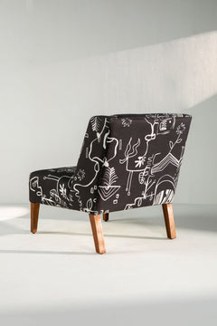 ARMCHAIRS & ACCENTS Box Office Accent Chair