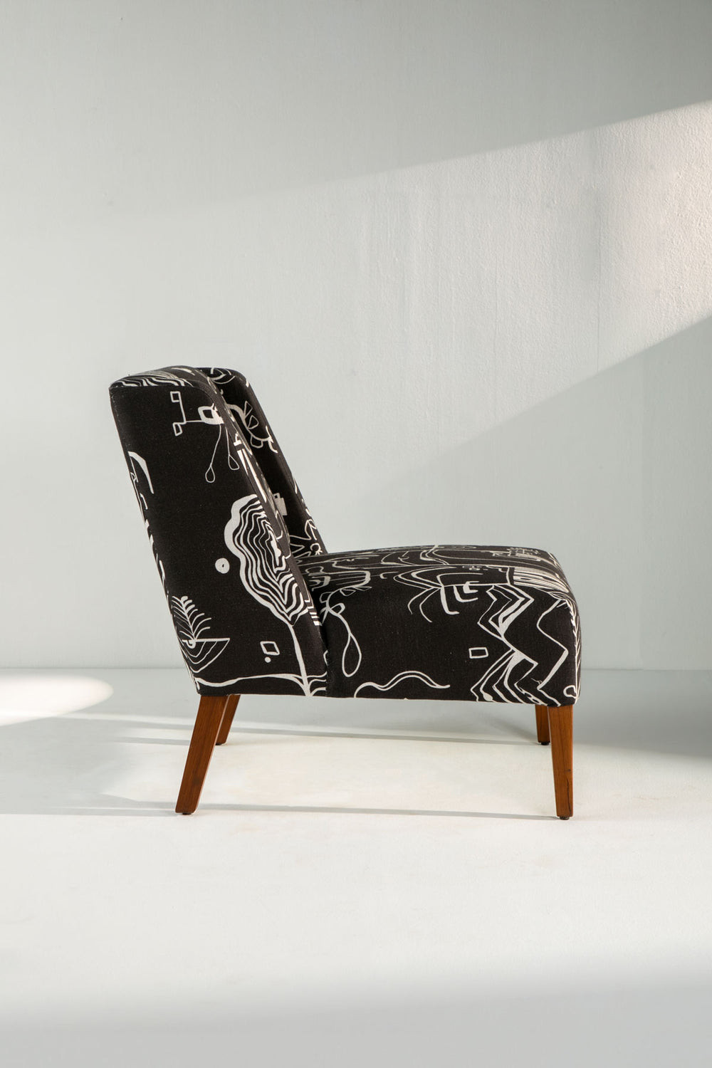 ARMCHAIRS & ACCENTS Box Office Accent Chair