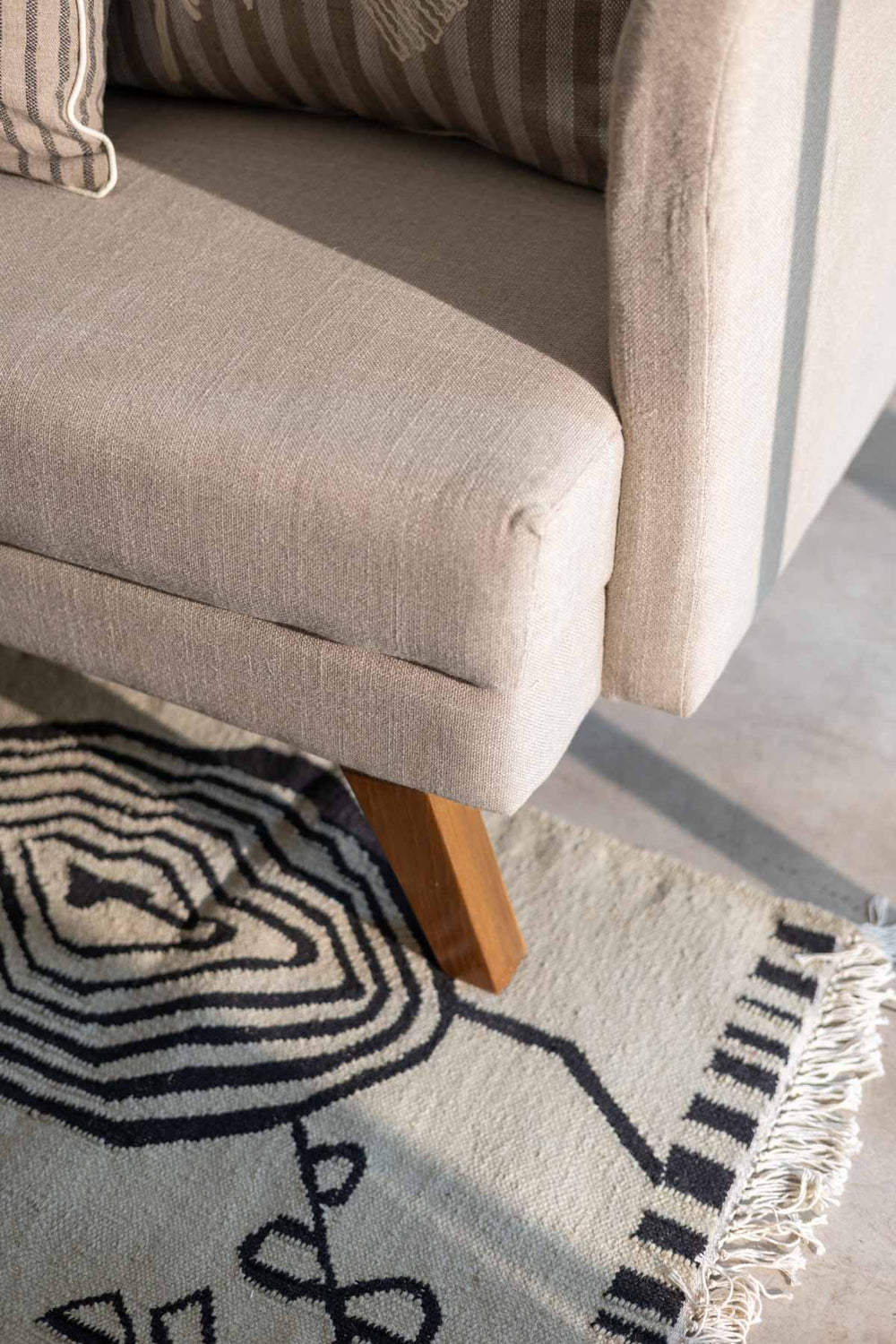 SOFAS Glider Sofa
