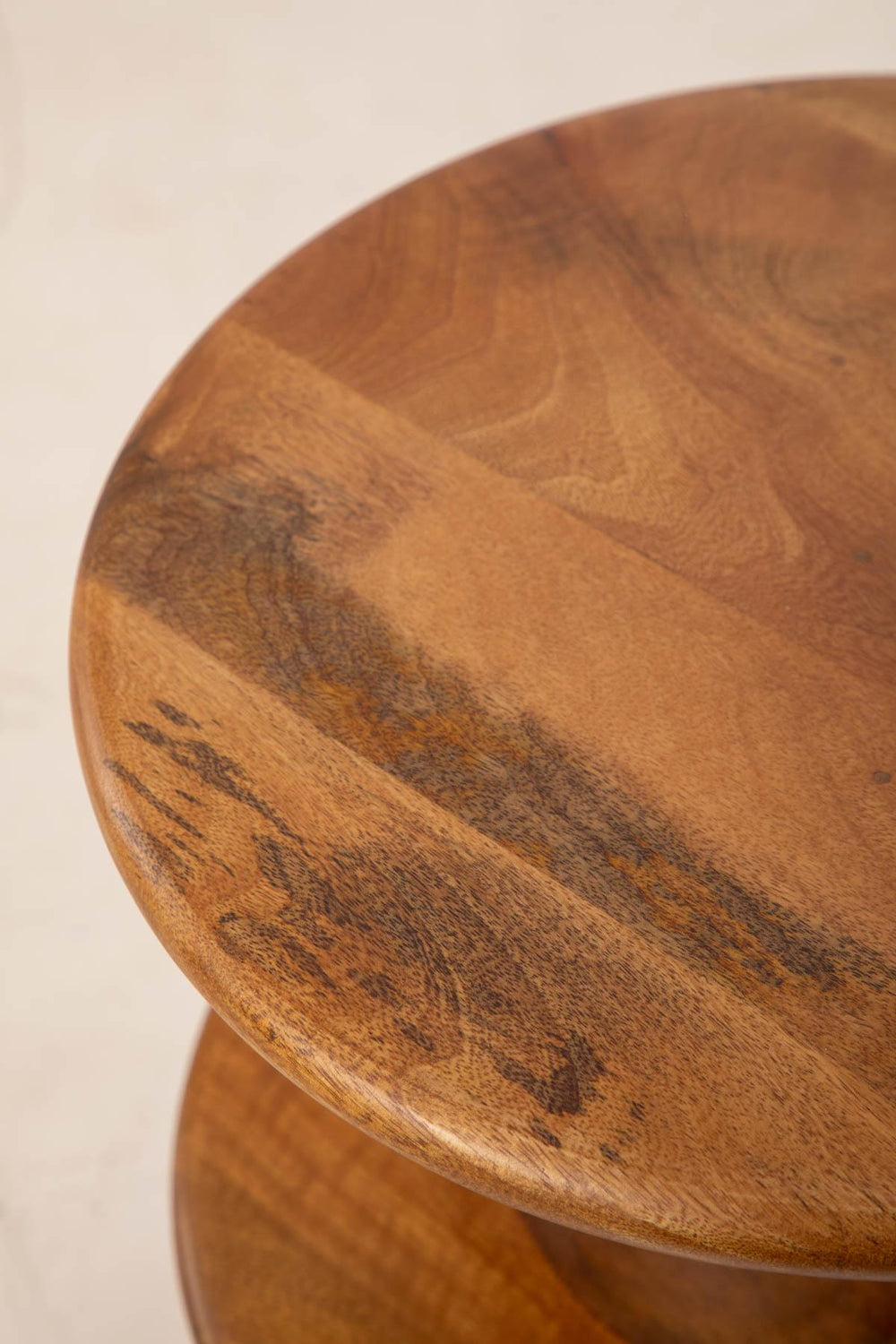 SIDE TABLES Spin Side Table