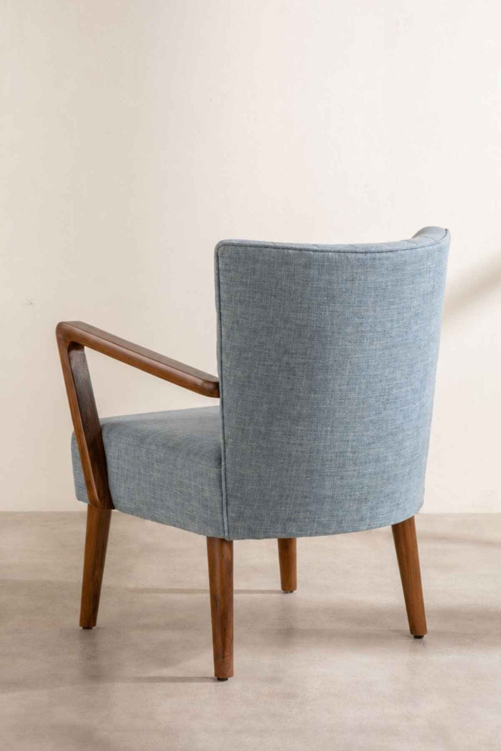Upholstered Bundle Swan Accent Chair in Raffia Misty Grey Fabric