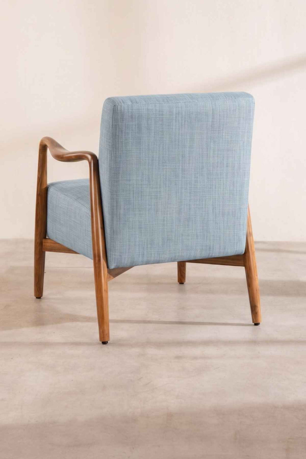 Upholstered Bundle Sway Accent Chair in Raffia Misty Grey Fabric