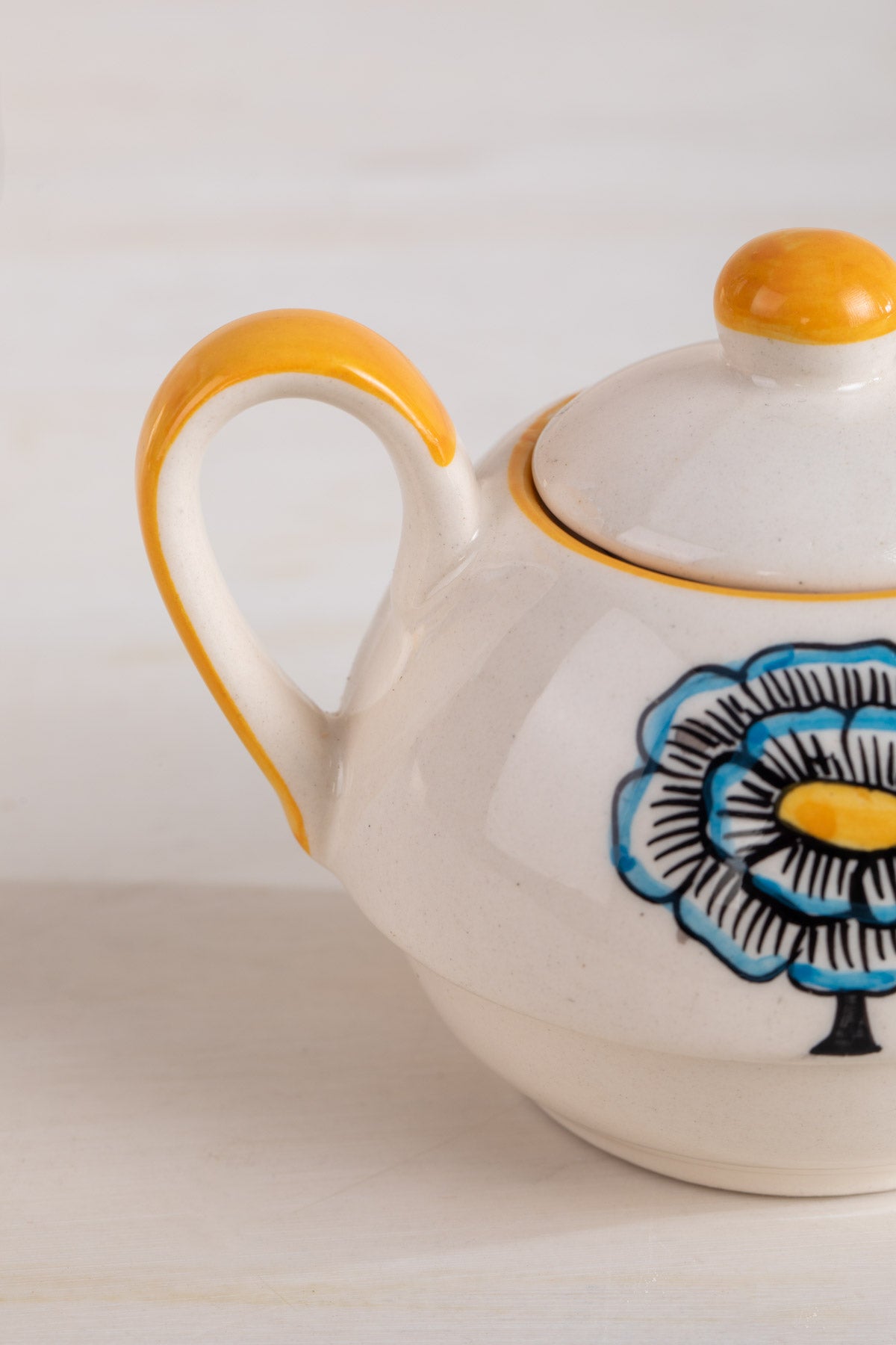 TEA TIME Tulukka Mustard Yellow Tea Pot